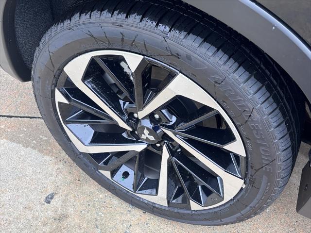 2024 Mitsubishi Outlander PHEV SEL Platinum Edition