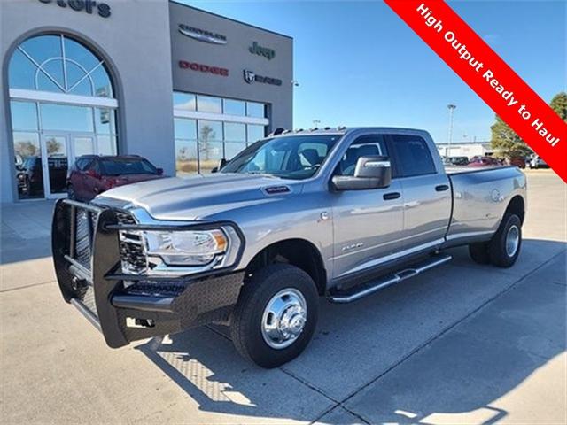 2023 RAM 3500 Big Horn Crew Cab 4x4 8 Box
