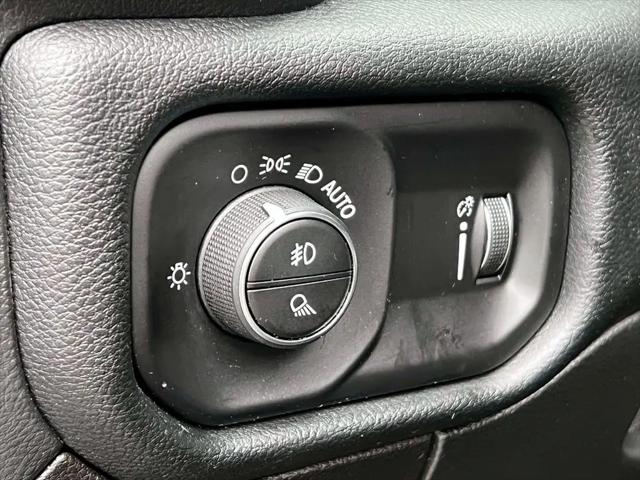 2022 Ram 1500 Big Horn Crew Cab 4x4 5'7" Box