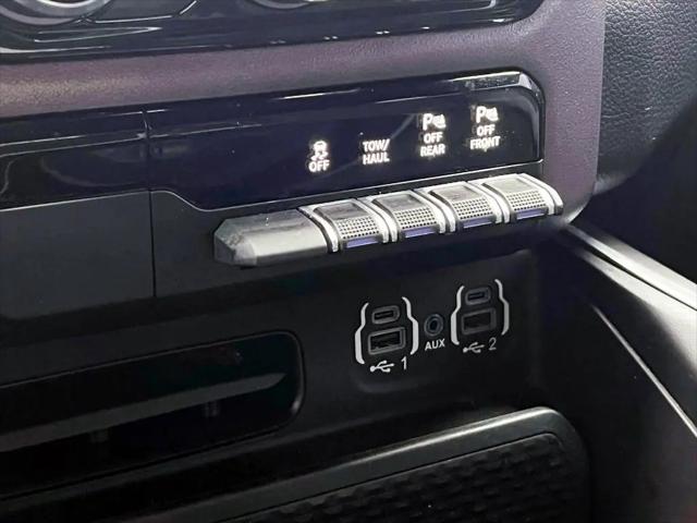 2022 Ram 1500 Big Horn Crew Cab 4x4 5'7" Box