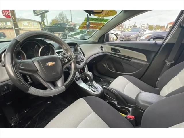 2014 Chevrolet Cruze LS Auto