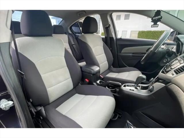 2014 Chevrolet Cruze LS Auto