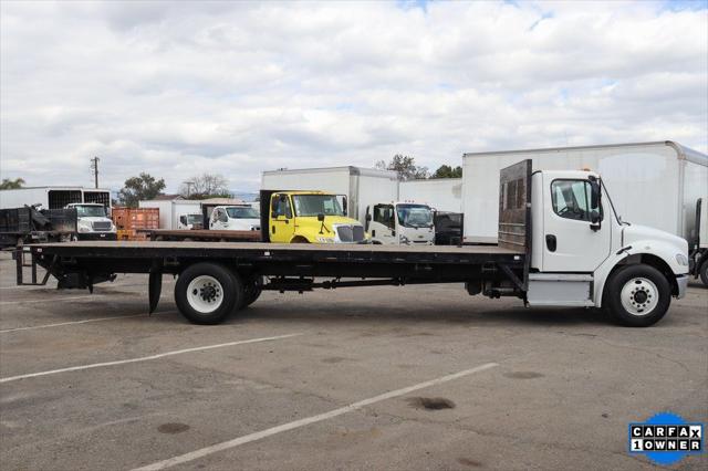 2019 Freightliner M2 106