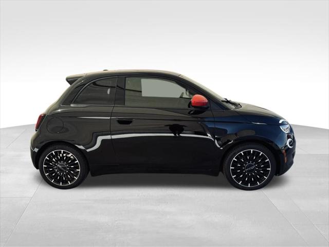 2024 Fiat FIAT 500e 500e INSPI(RED)