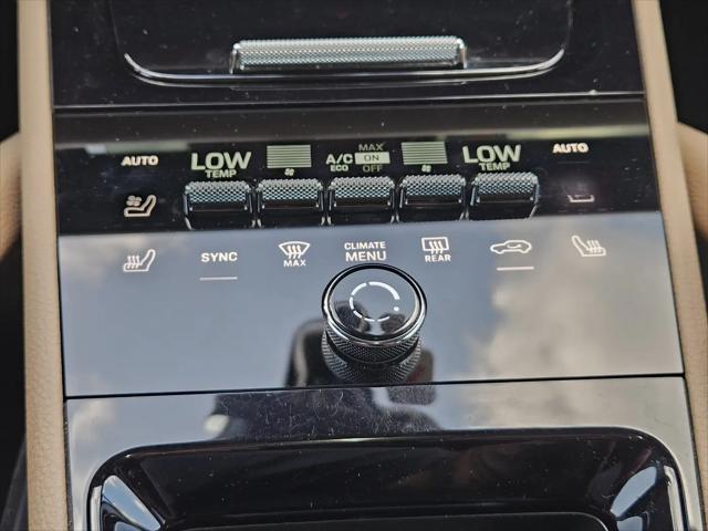 2024 Porsche Cayenne Standard
