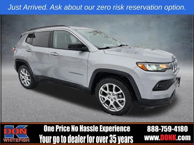 2022 Jeep Compass Latitude Lux 4x4 2022 Jeep Compass Latitude Lux 4x4