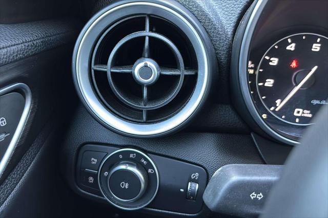 2017 Alfa Romeo Giulia RWD