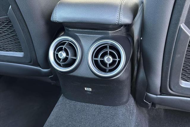 2017 Alfa Romeo Giulia RWD