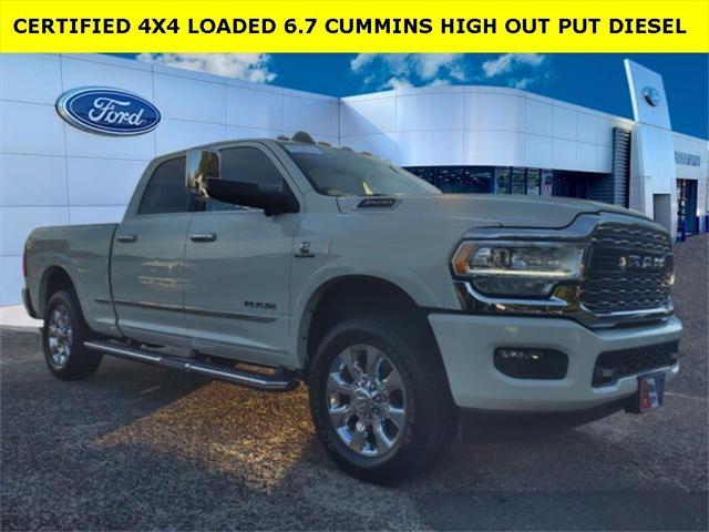 2022 RAM 3500 Limited Crew Cab 4x4 64 Box