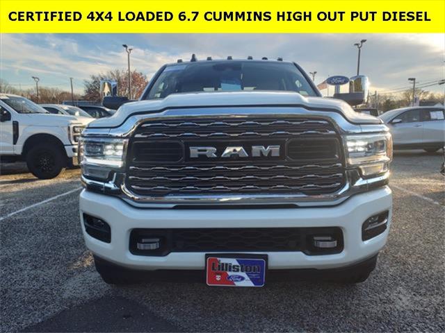 2022 RAM 3500 Limited Crew Cab 4x4 64 Box