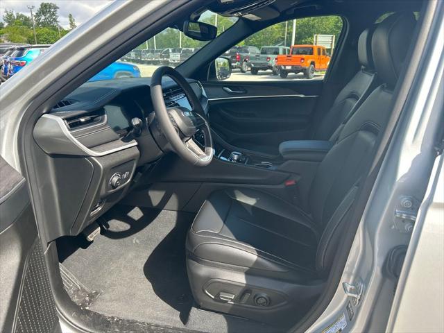 2024 Jeep Grand Cherokee GRAND CHEROKEE L LIMITED 4X4