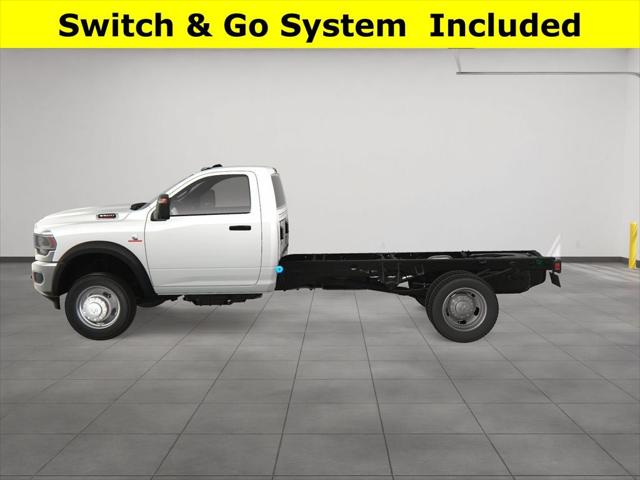 2024 RAM Ram 5500 Chassis Cab RAM 5500 TRADESMAN CHASSIS REGULAR CAB 4X4 84 CA 2024 RAM Ram 5500 Chassis Cab RAM 5500 TRADESMAN CHASSIS REGULAR CAB 4X4 84 CA