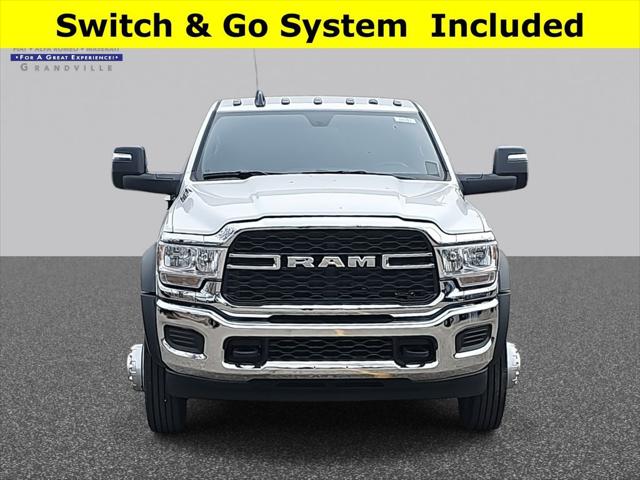 2024 RAM Ram 5500 Chassis Cab RAM 5500 TRADESMAN CHASSIS REGULAR CAB 4X4 84 CA