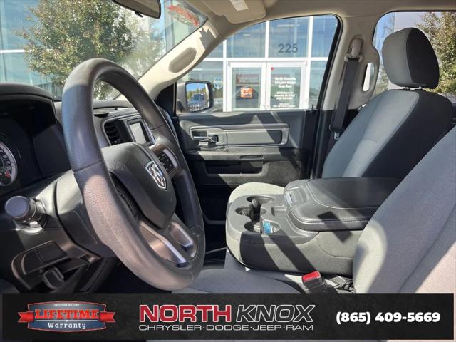 2021 RAM 1500 Classic SLT Crew Cab 4x4 64 Box 2021 RAM 1500 Classic SLT Crew Cab 4x4 64 Box