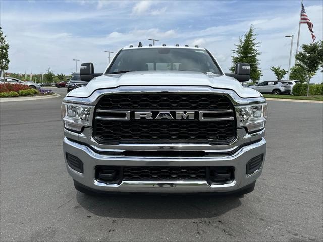 2024 RAM Ram 3500 RAM 3500 TRADESMAN CREW CAB 4X4 8 BOX