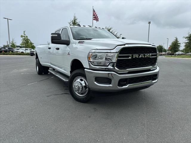 2024 RAM Ram 3500 RAM 3500 TRADESMAN CREW CAB 4X4 8 BOX