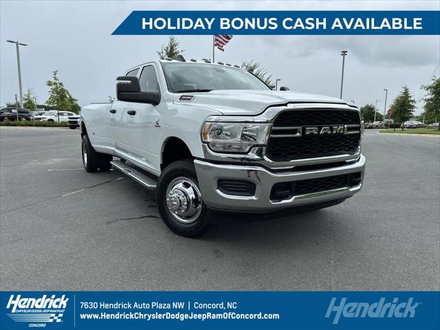 2024 RAM Ram 3500 RAM 3500 TRADESMAN CREW CAB 4X4 8 BOX