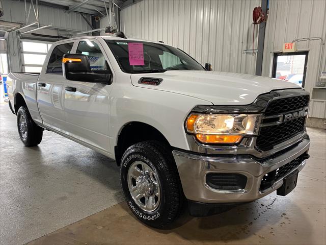 2024 RAM Ram 2500 RAM 2500 TRADESMAN CREW CAB 4X4 64 BOX