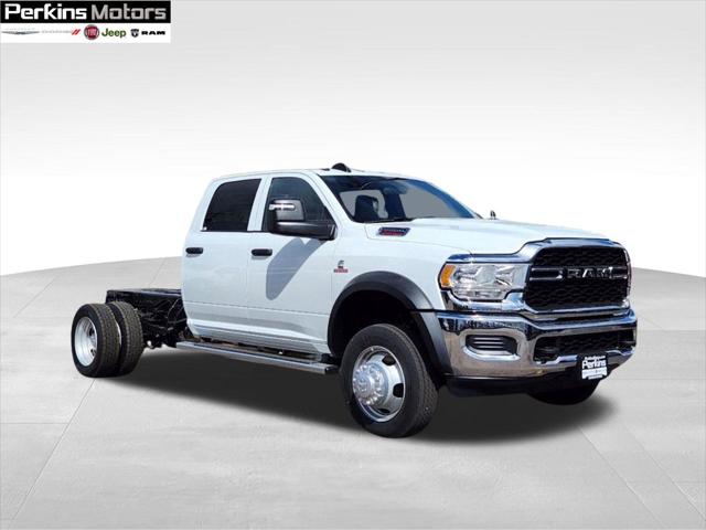 2024 RAM Ram 5500 Chassis Cab RAM 5500 TRADESMAN CHASSIS CREW CAB 4X4 60 CA