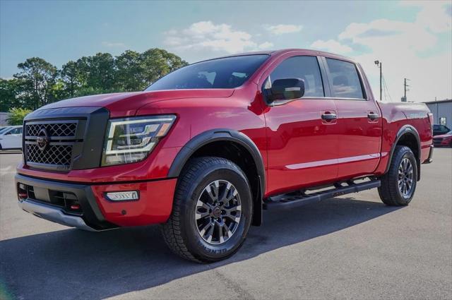 2023 Nissan TITAN Crew Cab PRO-4X 4x4