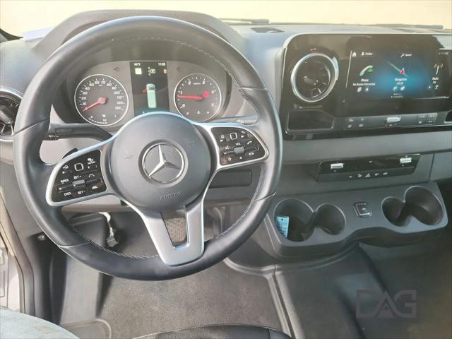 2022 Mercedes-Benz Sprinter 4500 High Roof V6