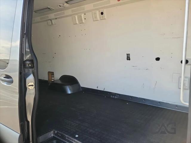 2022 Mercedes-Benz Sprinter 4500 High Roof V6