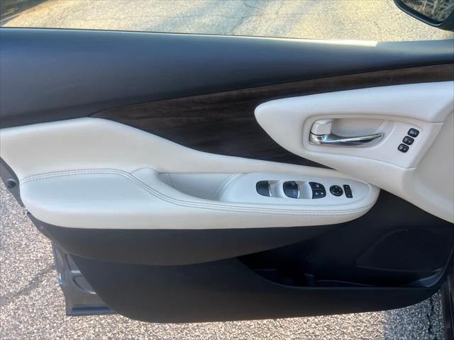 2023 Nissan Murano Platinum FWD