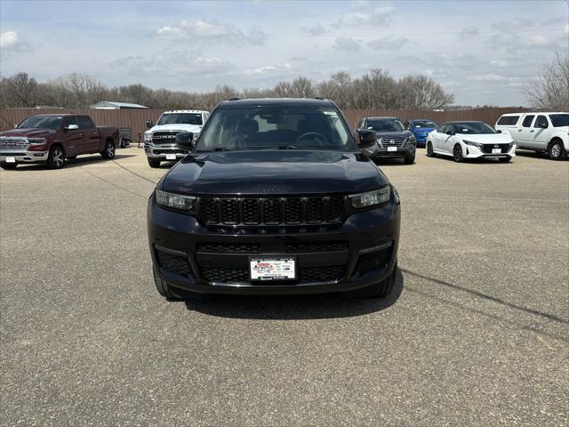 2023 Jeep Grand Cherokee L Limited 4x4 2023 Jeep Grand Cherokee L Limited 4x4