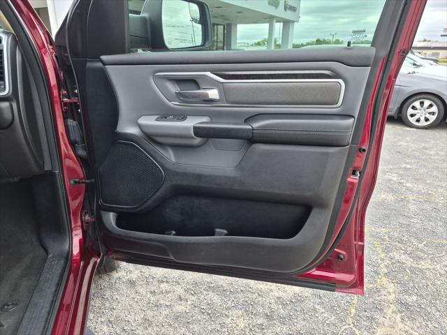 2020 Ram 1500 Big Horn Crew Cab 4x4 5'7" Box