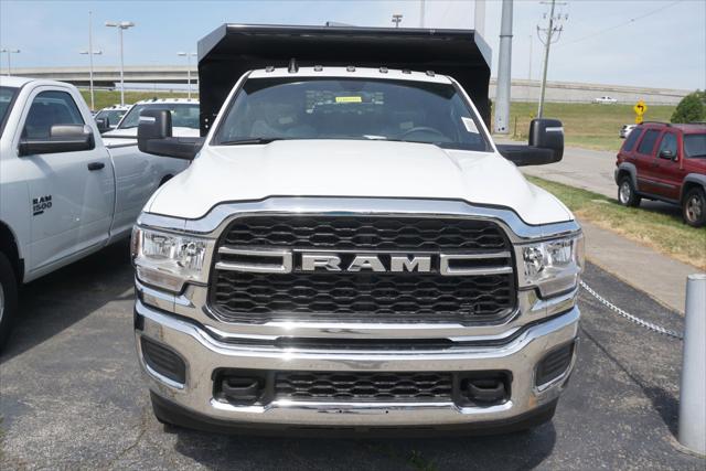 2024 RAM Ram 3500 Chassis Cab RAM 3500 TRADESMAN CHASSIS REGULAR CAB 4X4 60 CA 2024 RAM Ram 3500 Chassis Cab RAM 3500 TRADESMAN CHASSIS REGULAR CAB 4X4 60 CA
