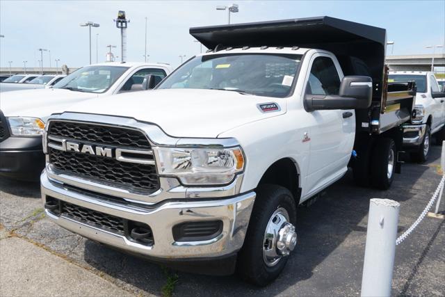 2024 RAM Ram 3500 Chassis Cab RAM 3500 TRADESMAN CHASSIS REGULAR CAB 4X4 60 CA 2024 RAM Ram 3500 Chassis Cab RAM 3500 TRADESMAN CHASSIS REGULAR CAB 4X4 60 CA