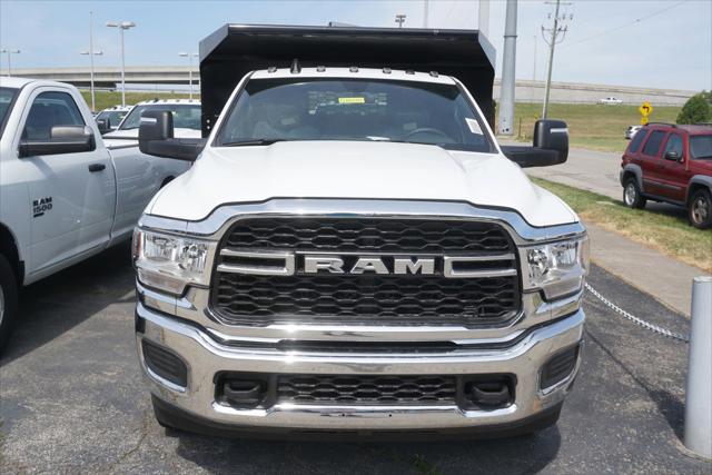 2024 RAM Ram 3500 Chassis Cab RAM 3500 TRADESMAN CHASSIS REGULAR CAB 4X4 60 CA 2024 RAM Ram 3500 Chassis Cab RAM 3500 TRADESMAN CHASSIS REGULAR CAB 4X4 60 CA