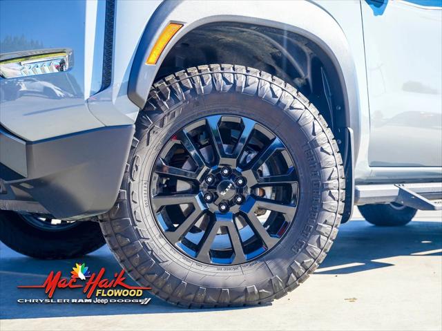 2022 Nissan Frontier Crew Cab PRO-X 4x2