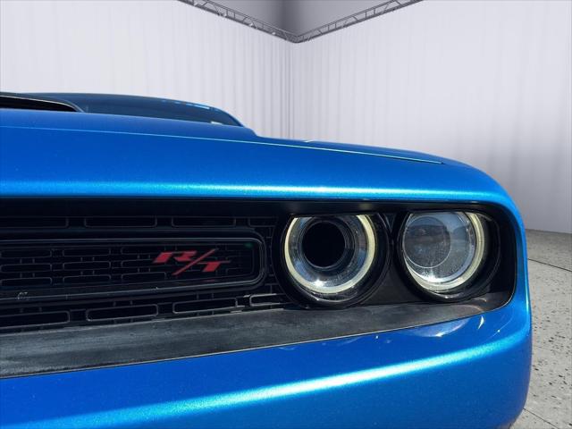 2015 Dodge Challenger R/T Shaker