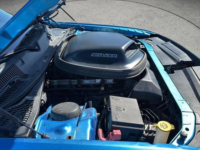 2015 Dodge Challenger R/T Shaker