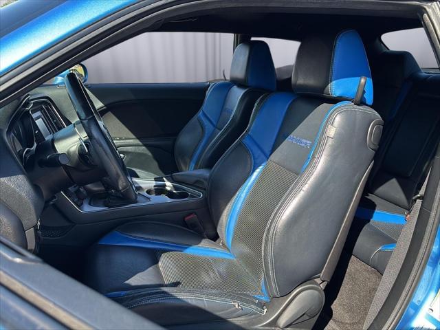 2015 Dodge Challenger R/T Shaker
