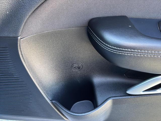 2015 Dodge Challenger R/T Shaker