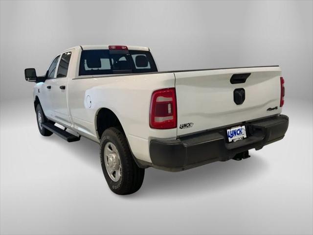 2023 RAM Ram 3500 RAM 3500 TRADESMAN CREW CAB 4X4 8 BOX