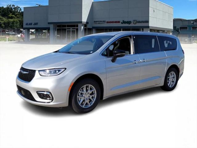 2024 Chrysler Pacifica PACIFICA TOURING L