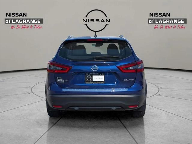2022 Nissan Rogue Sport SL AWD Xtronic CVT