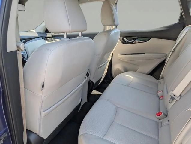 2022 Nissan Rogue Sport SL AWD Xtronic CVT
