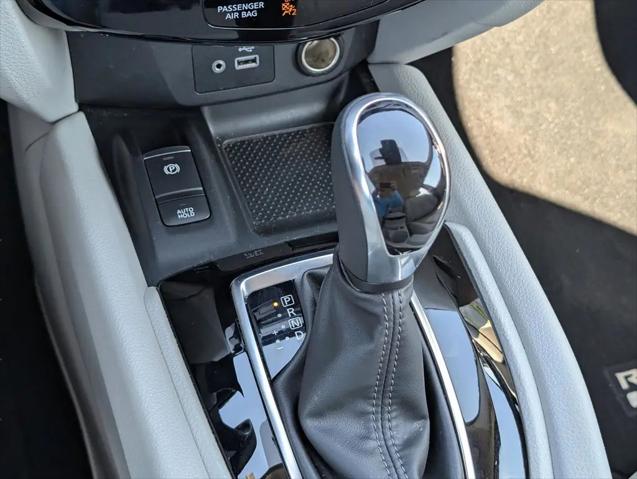 2022 Nissan Rogue Sport SL AWD Xtronic CVT