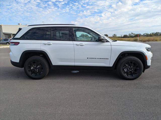 2024 Jeep Grand Cherokee GRAND CHEROKEE ALTITUDE 4X4