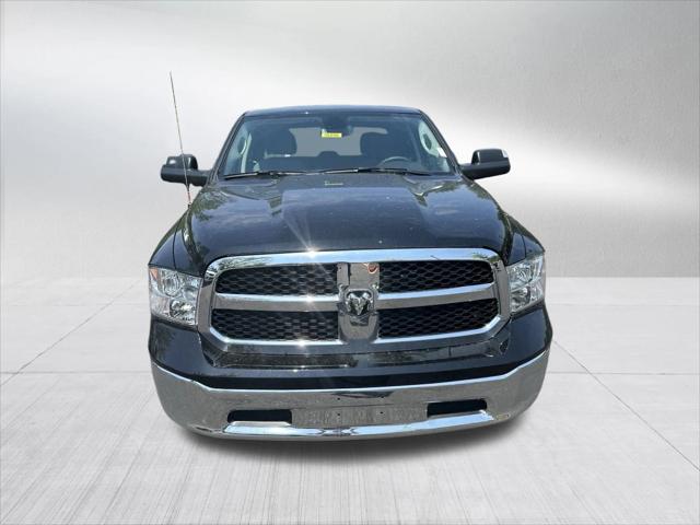 2024 RAM Ram 1500 Classic RAM 1500 CLASSIC TRADESMAN CREW CAB 4X4 57 BOX