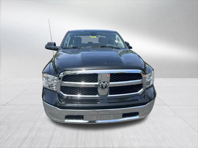 2024 RAM Ram 1500 Classic RAM 1500 CLASSIC TRADESMAN CREW CAB 4X4 57 BOX