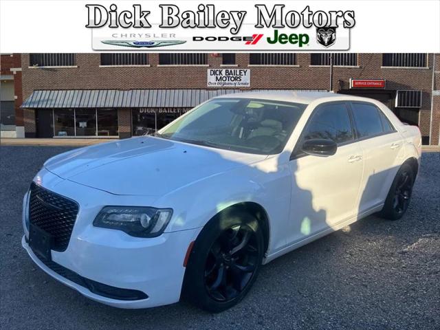 2020 Chrysler 300 Touring 2020 Chrysler 300 Touring