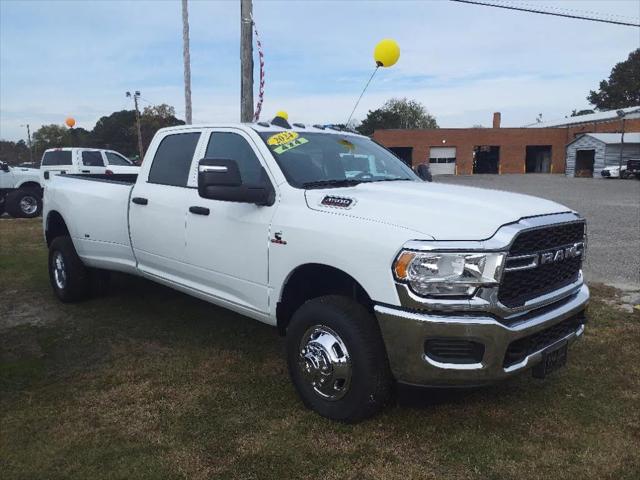 2024 RAM Ram 3500 RAM 3500 TRADESMAN CREW CAB 4X4 8 BOX