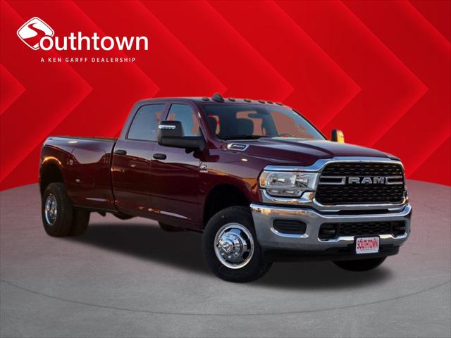 2024 RAM Ram 3500 RAM 3500 TRADESMAN CREW CAB 4X4 8 BOX