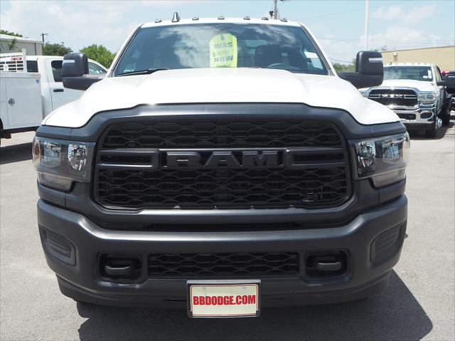 2024 RAM Ram 3500 Chassis Cab RAM 3500 TRADESMAN CHASSIS REGULAR CAB 4X4 60 CA