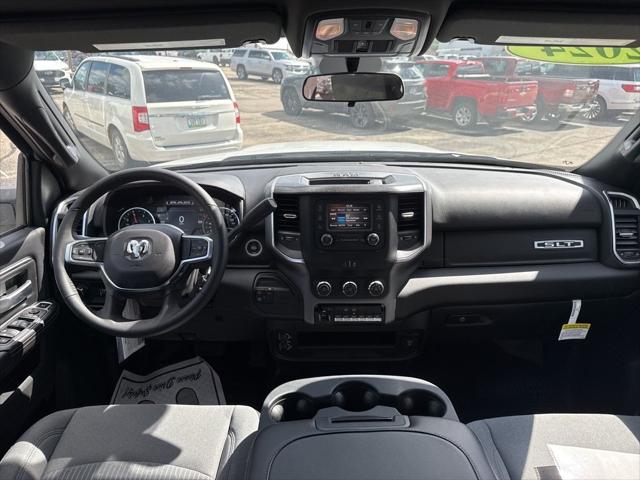 2024 RAM Ram 4500 Chassis Cab RAM 4500 SLT CHASSIS CREW CAB 4X4 60 CA